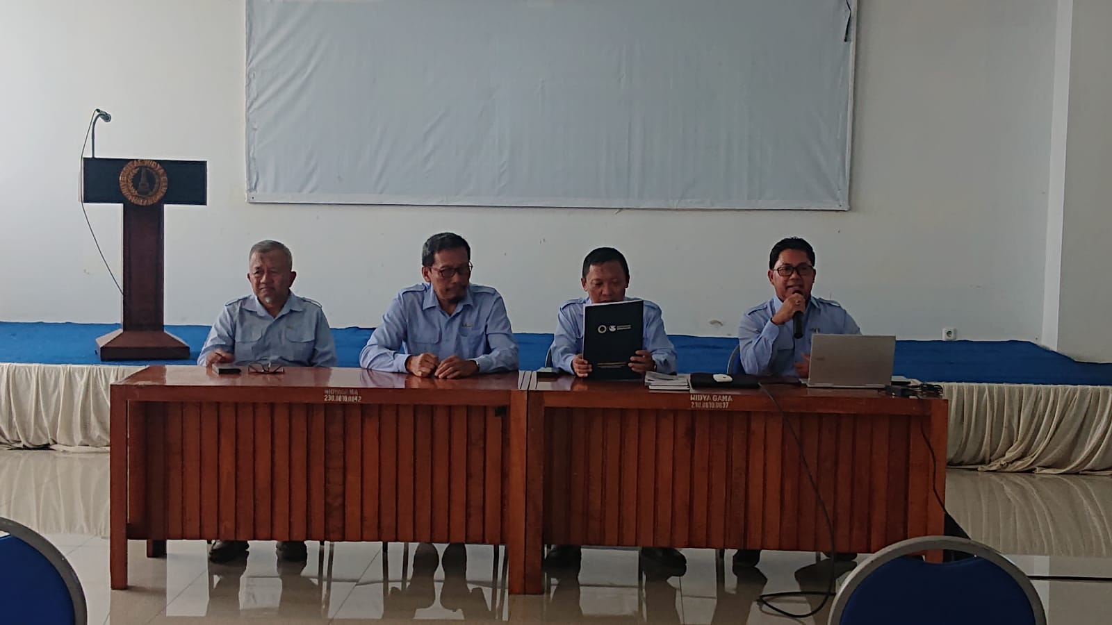 rapat wisuda ke-85 (1)